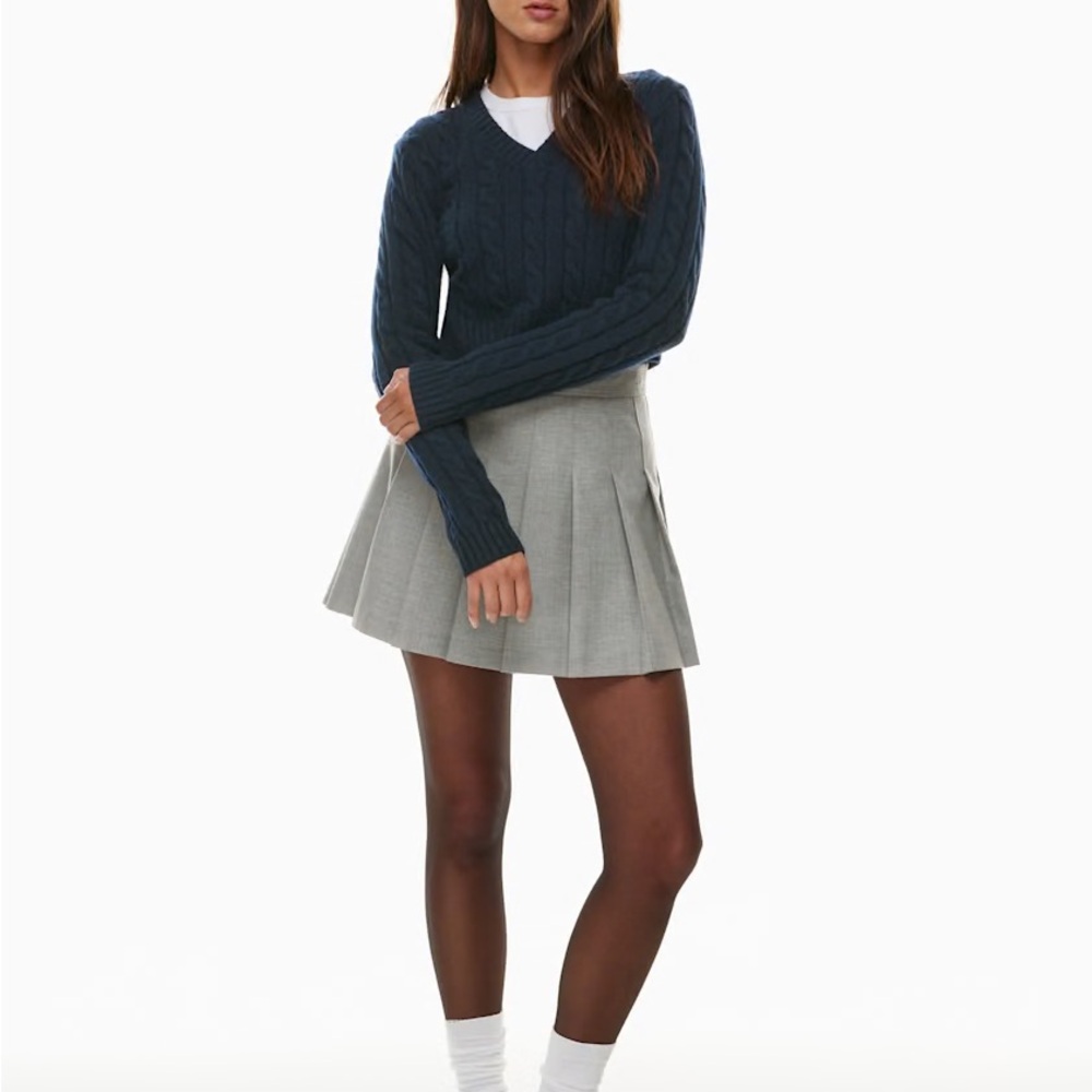 Cropped Sweater in Navy Blue
